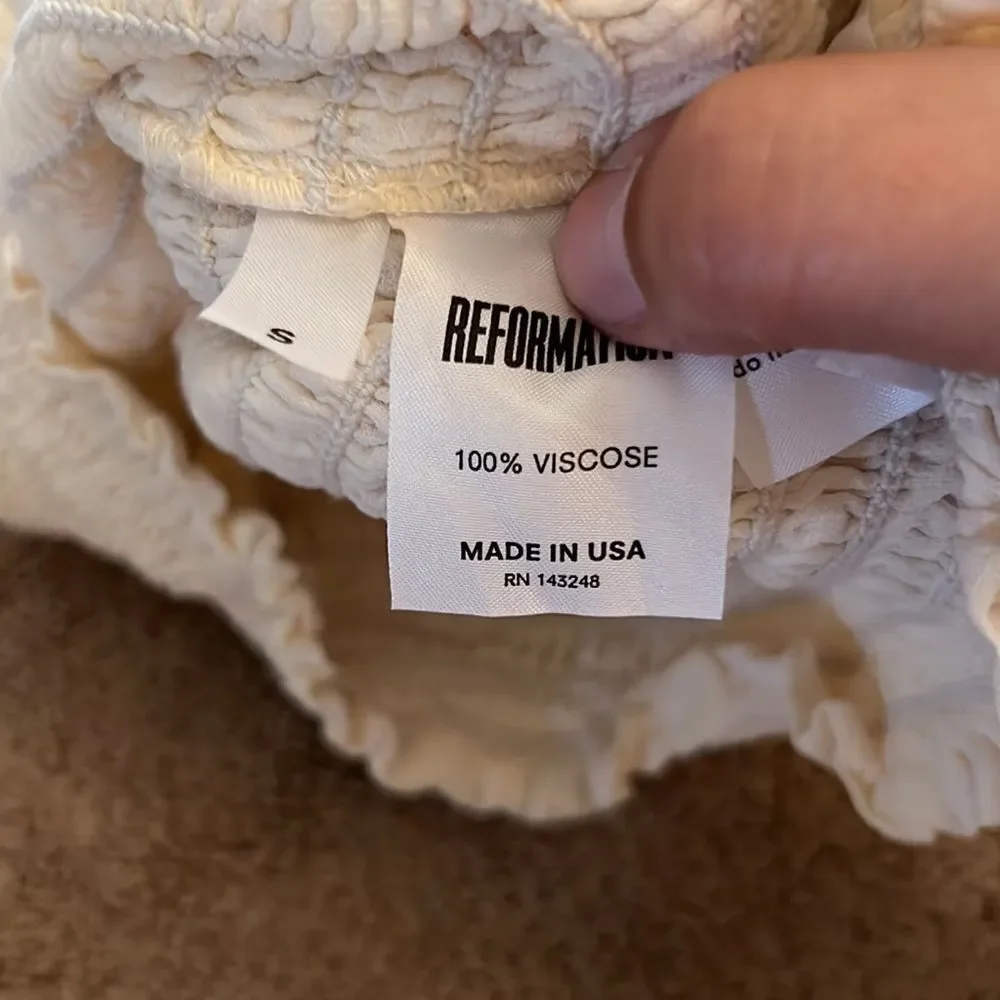 Reformation‎ Ivory Sandy Top small
